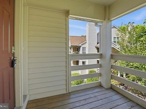 6603 Jupiter Hills Circle J, Alexandria VA 22312