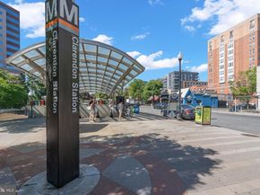 422 N Edgewood Street, Arlington VA 22201