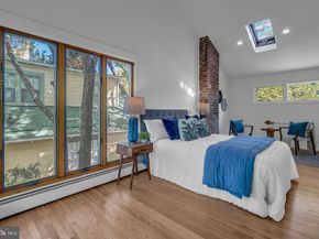 422 N Edgewood Street, Arlington VA 22201