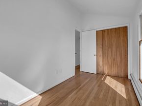 422 N Edgewood Street, Arlington VA 22201