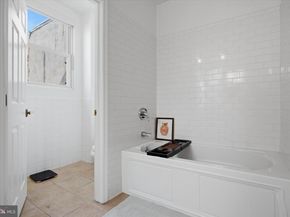 752 S 15TH Street, Philadelphia PA 19146