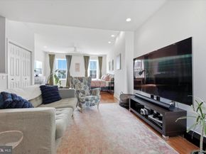 752 S 15TH Street, Philadelphia PA 19146