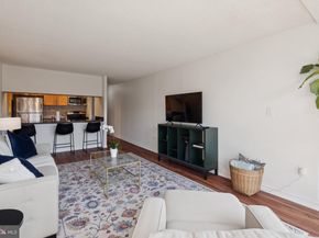241 S 6TH Street 311A, Philadelphia PA 19106