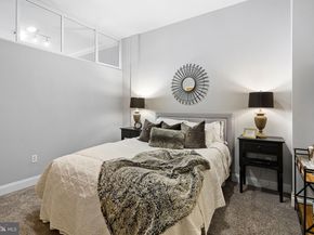 415 S 19TH Street 3A, Philadelphia PA 19146