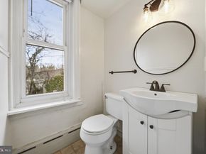 3737 Calumet Street, Philadelphia PA 19129