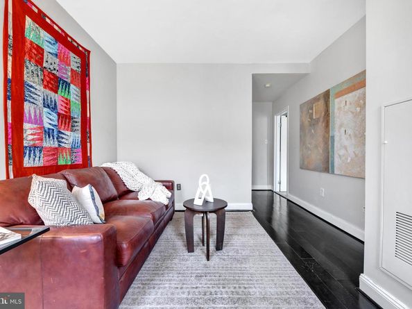 1436 W NW 405, Washington DC 20009