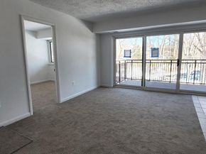 7356 Route 29 56/203, Falls Church VA 22046