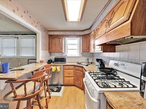 217 E Greenwood Avenue, Lansdowne PA 19050