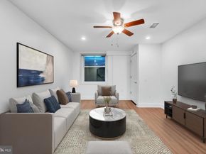 300 N 3rd Street 102, Philadelphia PA 19106