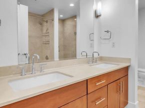300 N 3rd Street 102, Philadelphia PA 19106
