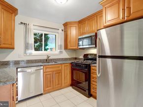 488 N Owen Street, Alexandria VA 22304