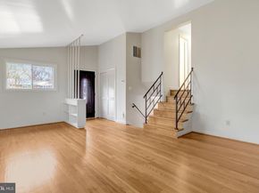 488 N Owen Street, Alexandria VA 22304