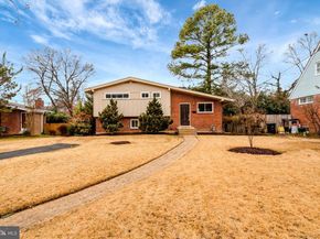 488 N Owen Street, Alexandria VA 22304