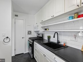 8000 Le Havre Place 13, Falls Church VA 22042