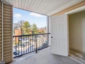 3313 Wyndham Circle 3210, Alexandria VA 22302