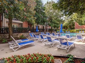 3313 Wyndham Circle 3210, Alexandria VA 22302