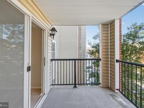 3313 Wyndham Circle 3210, Alexandria VA 22302