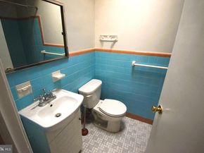 6145 N Warnock Street, Philadelphia PA 19141