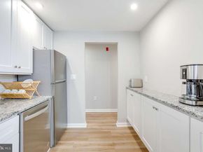 876 N 19TH Street, Philadelphia PA 19130