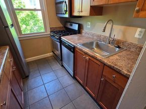 4405 1st Place NE 32, Washington DC 20011