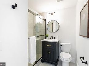 306 S 10TH Street B, Philadelphia PA 19107