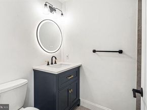 306 S 10TH Street B, Philadelphia PA 19107