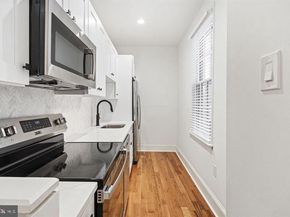 306 S 10TH Street B, Philadelphia PA 19107