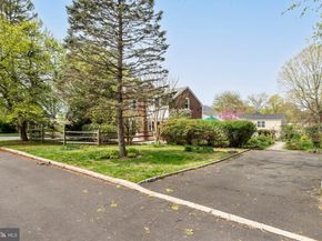 201 Glendalough Road, Glenside PA 19038