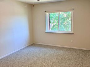 67203 Delaire Landing Road 203, Philadelphia PA 19114