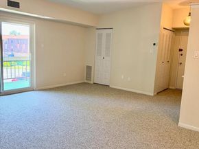 67203 Delaire Landing Road 203, Philadelphia PA 19114
