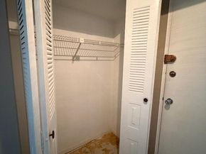 67203 Delaire Landing Road 203, Philadelphia PA 19114