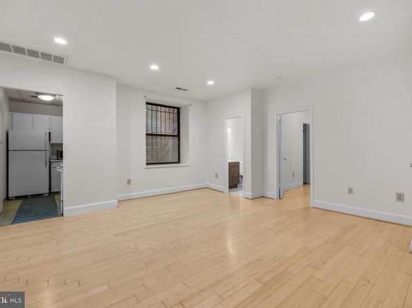 1115 12TH Street NW 104, Washington DC 20005