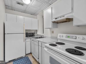 1115 12TH Street NW 104, Washington DC 20005