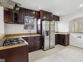 1721 S Monroe Street S, Arlington VA 22204