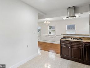 1721 S Monroe Street S, Arlington VA 22204