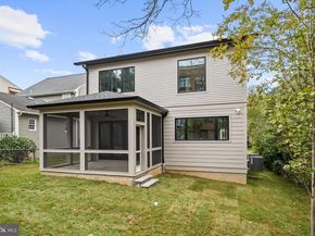 2133 N Oakland Street, Arlington VA 22207