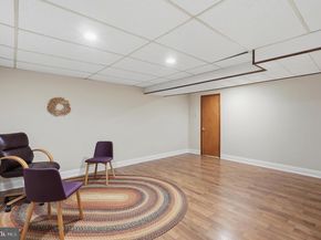 9701 Northeast Avenue, Philadelphia PA 19115