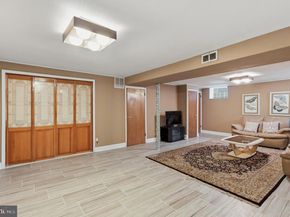 9701 Northeast Avenue, Philadelphia PA 19115