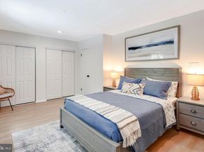 428 Reneau Way, Herndon VA 20170