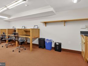 950 25TH Street NW 106N, Washington DC 20037