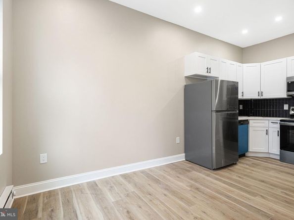 3011 N 10TH Street, Philadelphia PA 19133