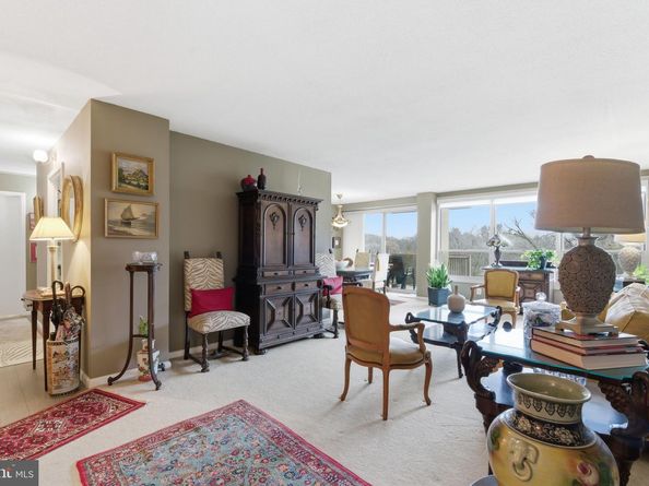 1001 City Avenue EC704, Wynnewood PA 19096