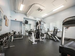 1101 Delaire Landing Road 101, Philadelphia PA 19114