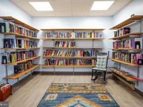 1101 Delaire Landing Road 101, Philadelphia PA 19114