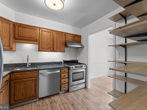 7255 Glen Hollow Court 55/4, Annandale VA 22003