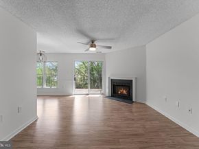 7255 Glen Hollow Court 55/4, Annandale VA 22003