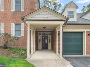 7255 Glen Hollow Court 55/4, Annandale VA 22003