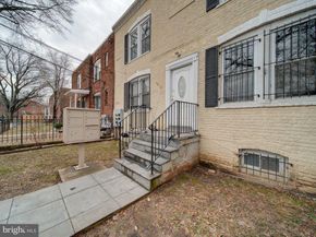 4325 Halley Terrace SE 201, Washington DC 20032