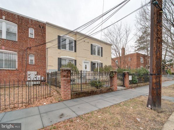 4325 Halley Terrace SE 201, Washington DC 20032