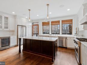 2916 18TH Street NW, Washington DC 20009